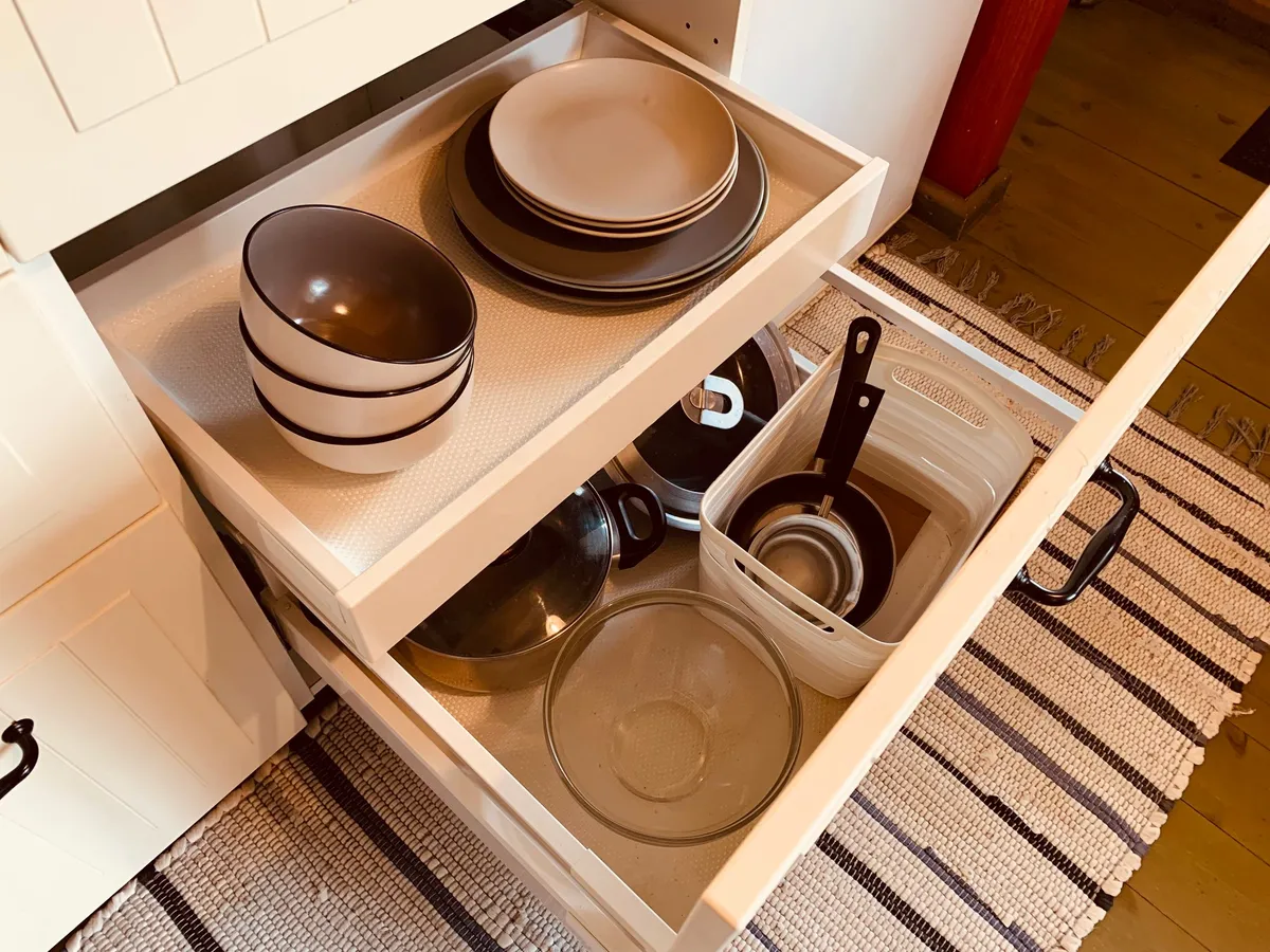 2 apartamentas: indai ir puodai