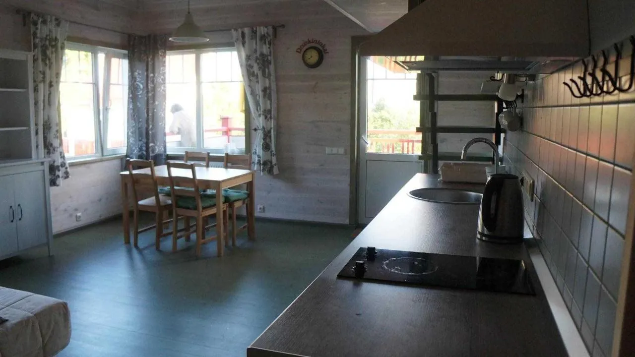 Apartment 3 — Two-level home with a spacious living room (1/3)